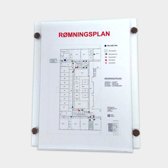 Plakatlomme i klar akryl for branninstruks, rømningsplan, orienteringsplan, O-plan og annet. Branninstruksholder.