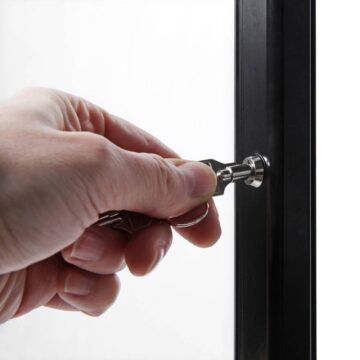 Menydisplay SCZNPOLE4xA4C9005