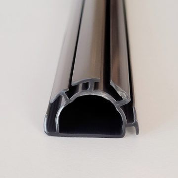 Freeline Halfmoon labellist med tape, fra Nordic Display