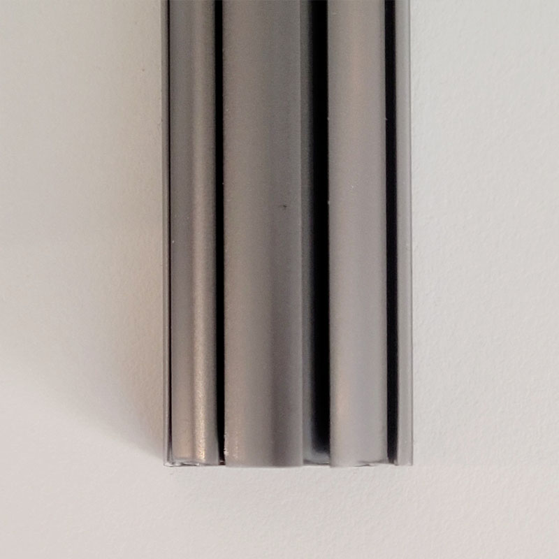 Freeline Halfmoon labellist med tape, fra Nordic Display